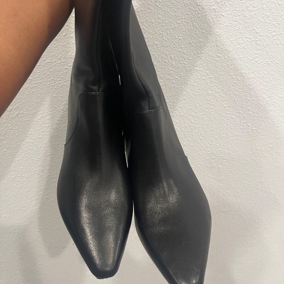 Alex Marie Black Boots Croc Back Size 8 - Picture 1 of 6